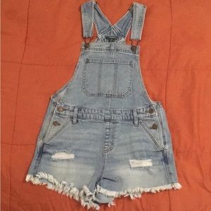 Wild fable overall cutoffs, size XS